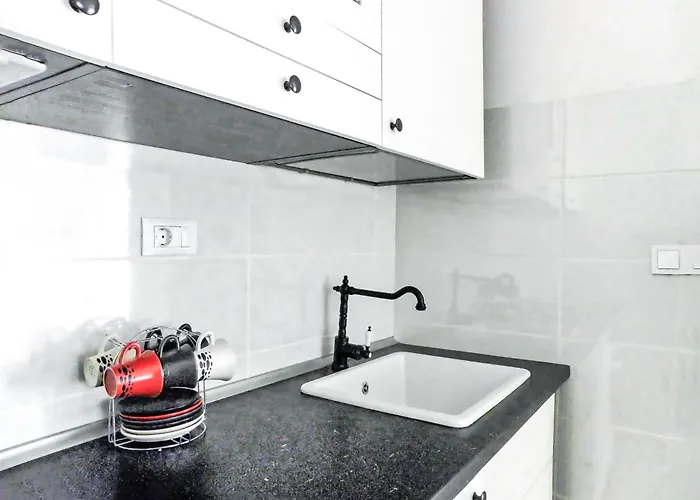 아파트 With Terrace And Free Parking - Nearby *