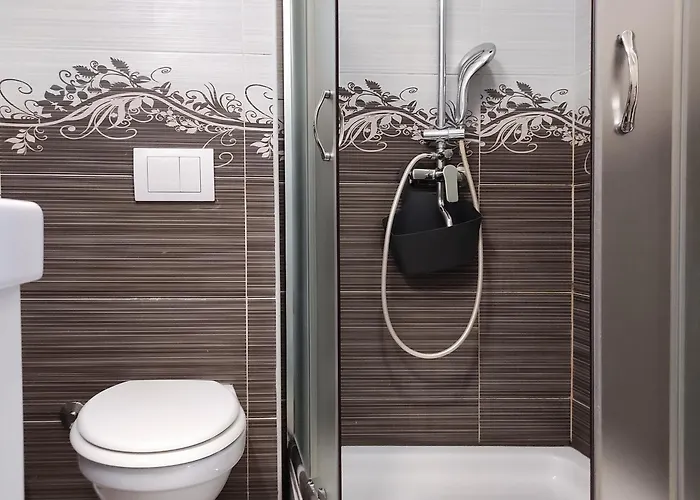 With Terrace And Free Parking - Nearby